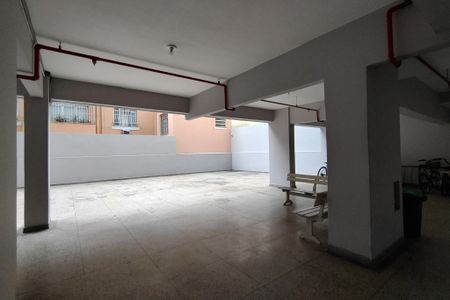 Apartamento à venda com 130m², 3 quartos e 1 vaga Apartamento à venda com 130m², 3 quartos e 1 vagaÁrea comum