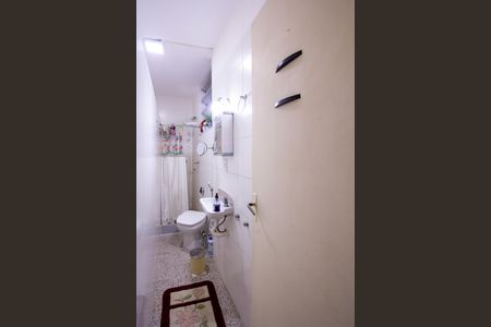 Apartamento à venda com 130m², 3 quartos e 1 vaga Apartamento à venda com 130m², 3 quartos e 1 vagaBanheiro Social
