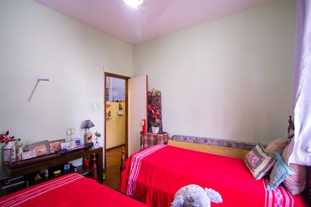 Apartamento à venda com 130m², 3 quartos e 1 vaga Apartamento à venda com 130m², 3 quartos e 1 vagaQuarto 2