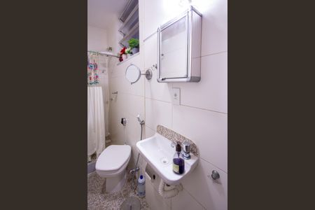 Apartamento à venda com 130m², 3 quartos e 1 vaga Apartamento à venda com 130m², 3 quartos e 1 vagaBanheiro Social