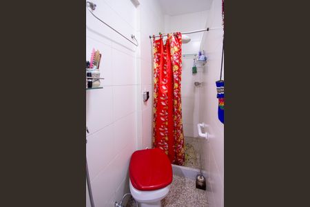 Apartamento à venda com 130m², 3 quartos e 1 vaga Apartamento à venda com 130m², 3 quartos e 1 vagaBanheiro da Suíte