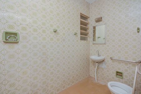 Casa para alugar com 128m², 4 quartos e 5 vagas Casa para alugar com 128m², 4 quartos e 5 vagasBanheiro