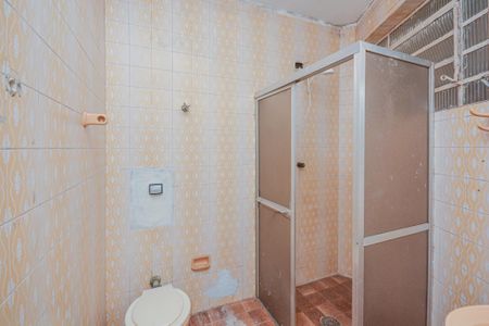 Casa para alugar com 128m², 4 quartos e 5 vagas Casa para alugar com 128m², 4 quartos e 5 vagasBanheiro da Suíte 1