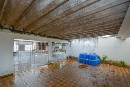 Casa para alugar com 128m², 4 quartos e 5 vagas Casa para alugar com 128m², 4 quartos e 5 vagasGaragem