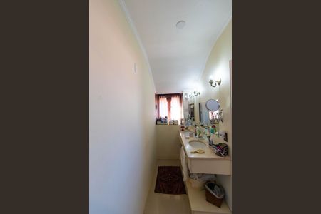 Casa à venda com 250m², 3 quartos e 3 vagas Casa à venda com 250m², 3 quartos e 3 vagasBanheiro da Suíte