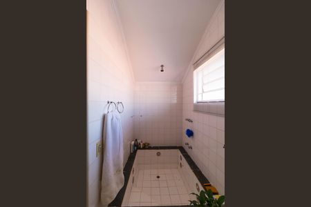 Casa à venda com 250m², 3 quartos e 3 vagas Casa à venda com 250m², 3 quartos e 3 vagasBanheiro da Suíte