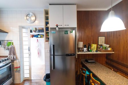 Casa à venda com 250m², 3 quartos e 3 vagas Casa à venda com 250m², 3 quartos e 3 vagasCozinha