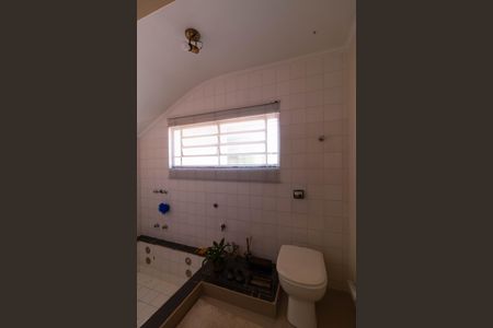 Casa à venda com 250m², 3 quartos e 3 vagas Casa à venda com 250m², 3 quartos e 3 vagasBanheiro da Suíte