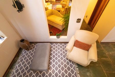 Casa à venda com 250m², 3 quartos e 3 vagas Casa à venda com 250m², 3 quartos e 3 vagasSala