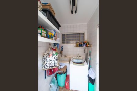 Casa à venda com 250m², 3 quartos e 3 vagas Casa à venda com 250m², 3 quartos e 3 vagasÁrea de Serviço