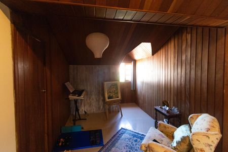 Casa à venda com 250m², 3 quartos e 3 vagas Casa à venda com 250m², 3 quartos e 3 vagasSuíte