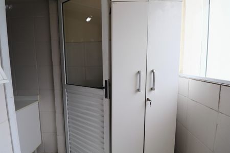 Apartamento para alugar com 60m², 2 quartos e 1 vaga Apartamento para alugar com 60m², 2 quartos e 1 vagaÁrea de Serviço
