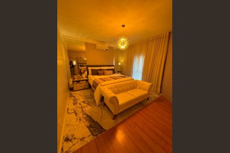 Casa à venda com 410m², 4 quartos e 3 vagas Casa à venda com 410m², 4 quartos e 3 vagasQuarto