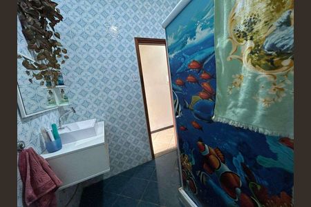 Casa à venda com 303m², 4 quartos e 4 vagas