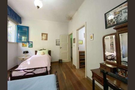 Casa à venda com 425m², 3 quartos e 1 vaga