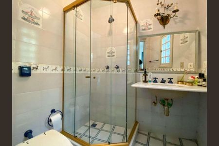 Casa à venda com 425m², 3 quartos e 1 vaga