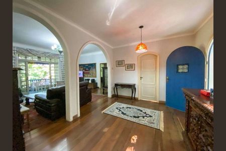 Casa à venda com 425m², 3 quartos e 1 vaga