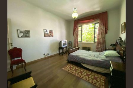 Casa à venda com 425m², 3 quartos e 1 vaga