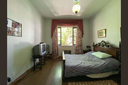 Casa à venda com 425m², 3 quartos e 1 vaga