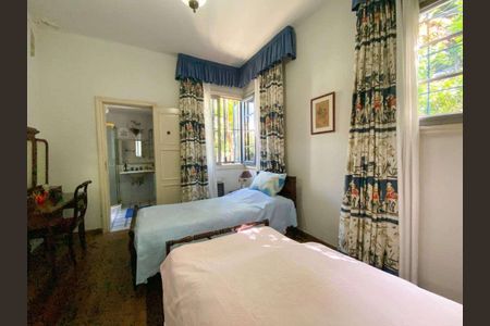 Casa à venda com 425m², 3 quartos e 1 vaga