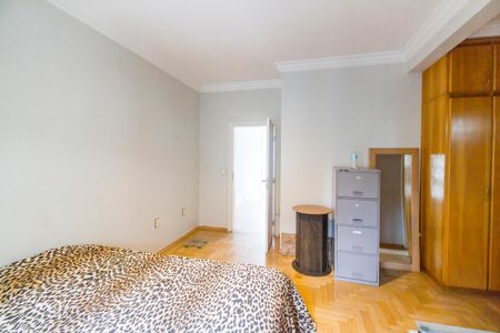 Casa de condomínio para alugar com 560m², 4 quartos e 6 vagas Casa de condomínio para alugar com 560m², 4 quartos e 6 vagasSuíte 3