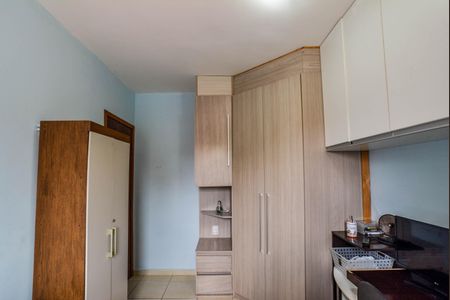 Casa à venda com 84m², 3 quartos e 3 vagas Casa à venda com 84m², 3 quartos e 3 vagasQuarto 2