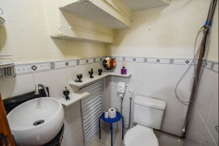 Casa à venda com 84m², 3 quartos e 3 vagas Casa à venda com 84m², 3 quartos e 3 vagasLavabo