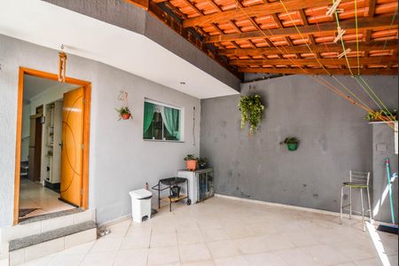Casa à venda com 84m², 3 quartos e 3 vagas Casa à venda com 84m², 3 quartos e 3 vagasQuintal