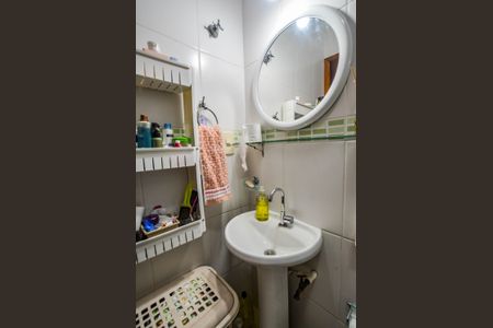 Casa à venda com 84m², 3 quartos e 3 vagas Casa à venda com 84m², 3 quartos e 3 vagasBanheiro da Suíte