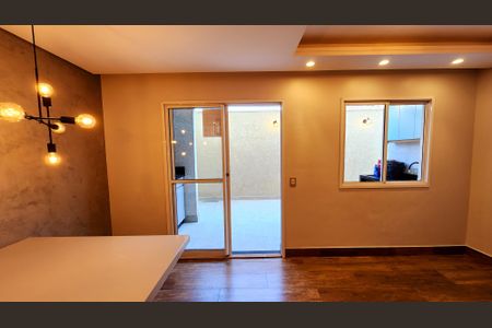 Apartamento à venda com 95m², 3 quartos e 2 vagas Apartamento à venda com 95m², 3 quartos e 2 vagasSala