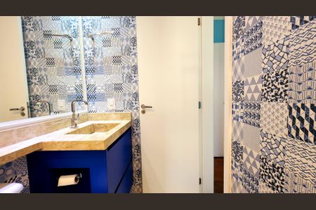 Apartamento à venda com 95m², 3 quartos e 2 vagas Apartamento à venda com 95m², 3 quartos e 2 vagasBanheiro da Suíte