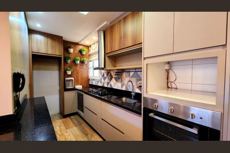 Apartamento à venda com 95m², 3 quartos e 2 vagas Apartamento à venda com 95m², 3 quartos e 2 vagasCozinha