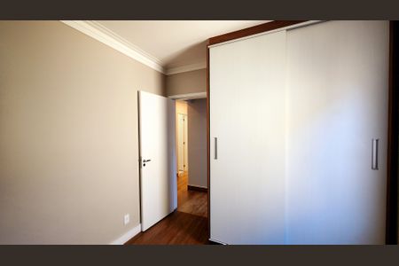 Apartamento à venda com 95m², 3 quartos e 2 vagas Apartamento à venda com 95m², 3 quartos e 2 vagasQuarto 2