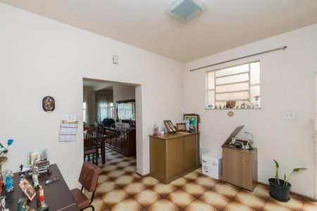 Casa à venda com 296m², 4 quartos e 2 vagas Casa à venda com 296m², 4 quartos e 2 vagasSala de Jantar