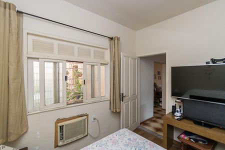 Casa à venda com 296m², 4 quartos e 2 vagas Casa à venda com 296m², 4 quartos e 2 vagasQuarto 1