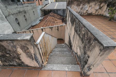 Casa à venda com 296m², 4 quartos e 2 vagas Casa à venda com 296m², 4 quartos e 2 vagasTerraço