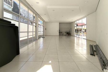 Apartamento à venda com 136m², 3 quartos e 2 vagas Apartamento à venda com 136m², 3 quartos e 2 vagasÁrea comum - Salão de festas