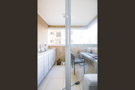 Apartamento à venda com 59m², 2 quartos e 1 vaga Apartamento à venda com 59m², 2 quartos e 1 vagaSacada