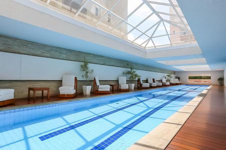 Apartamento à venda com 59m², 2 quartos e 1 vaga Apartamento à venda com 59m², 2 quartos e 1 vagaÁrea comum - Piscina Coberta