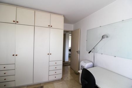 Apartamento à venda com 115m², 3 quartos e 2 vagas Apartamento à venda com 115m², 3 quartos e 2 vagasQuarto 3