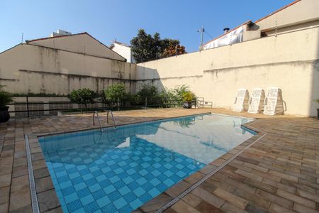 Apartamento à venda com 115m², 3 quartos e 2 vagas Apartamento à venda com 115m², 3 quartos e 2 vagasÁrea comum - Piscina