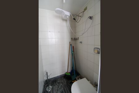 Apartamento à venda com 115m², 3 quartos e 2 vagas Apartamento à venda com 115m², 3 quartos e 2 vagasBanheiro de serviço