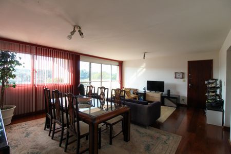 Apartamento à venda com 115m², 3 quartos e 2 vagas Apartamento à venda com 115m², 3 quartos e 2 vagasSala