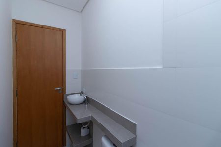 Apartamento para alugar com 60m², 2 quartos e 1 vaga Apartamento para alugar com 60m², 2 quartos e 1 vagaBanheiro Social