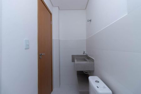 Apartamento para alugar com 60m², 2 quartos e 1 vaga Apartamento para alugar com 60m², 2 quartos e 1 vagaBanheiro da Suíte