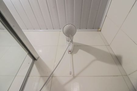 Casa à venda com 78m², 2 quartos e 2 vagas Casa à venda com 78m², 2 quartos e 2 vagasBanheiro