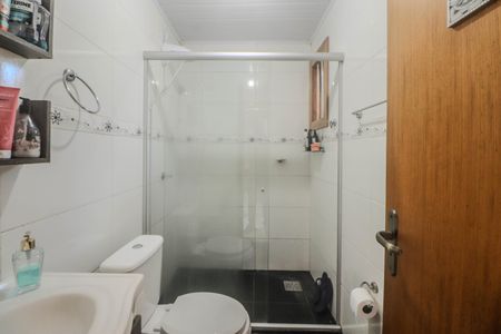 Casa à venda com 78m², 2 quartos e 2 vagas Casa à venda com 78m², 2 quartos e 2 vagasBanheiro