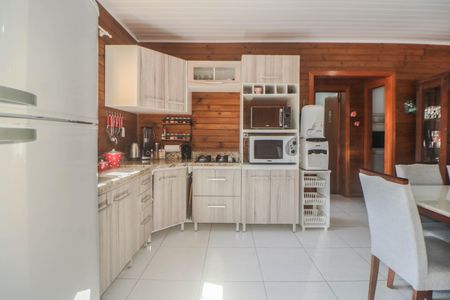 Casa à venda com 78m², 2 quartos e 2 vagas Casa à venda com 78m², 2 quartos e 2 vagasCozinha