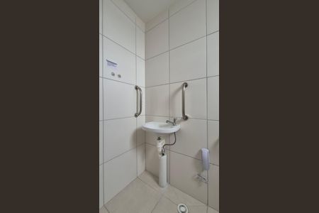 Apartamento para alugar com 34m², 1 quarto e sem vaga Apartamento para alugar com 34m², 1 quarto e sem vagaBanheiro