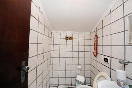 Casa à venda com 132m², 4 quartos e 2 vagas Casa à venda com 132m², 4 quartos e 2 vagasLavabo